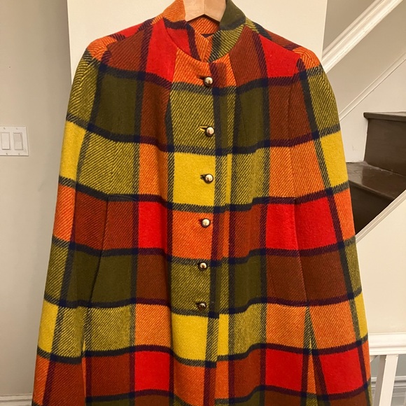 Plaid Multicolor Women's Cape Coat - Picture 2 of 9